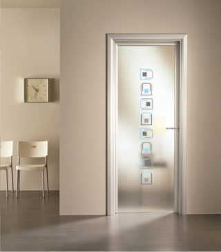 porta battente con vetro satinato e stampa digitale Lux